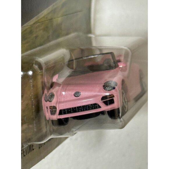 Matchbox 2019 VW Beetle Convertible Pink Die-Cast Car Retro Toy Collectible - Picture 5 of 6